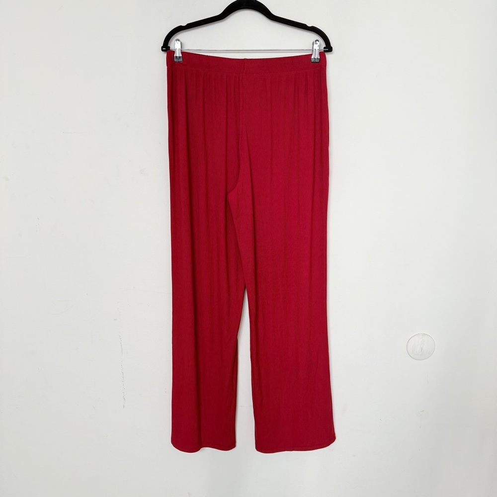 Skims Soft Lounge Loose Straight Leg Pants with Pockets in Brick Red - Picture 7 of 8